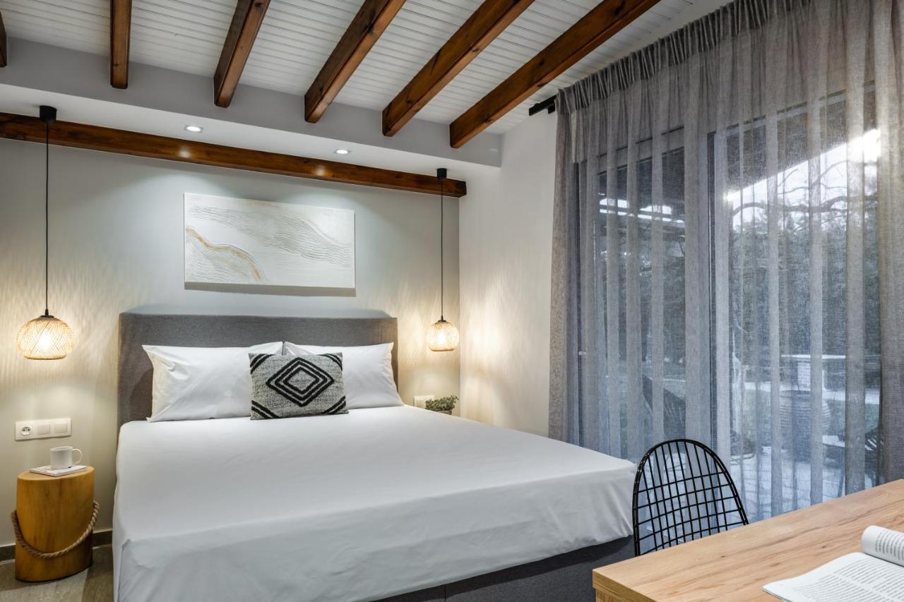 Coel Luxury Suites By Rentalspro Services - Potidea Halkidiki 네아 포티데아 외부 사진