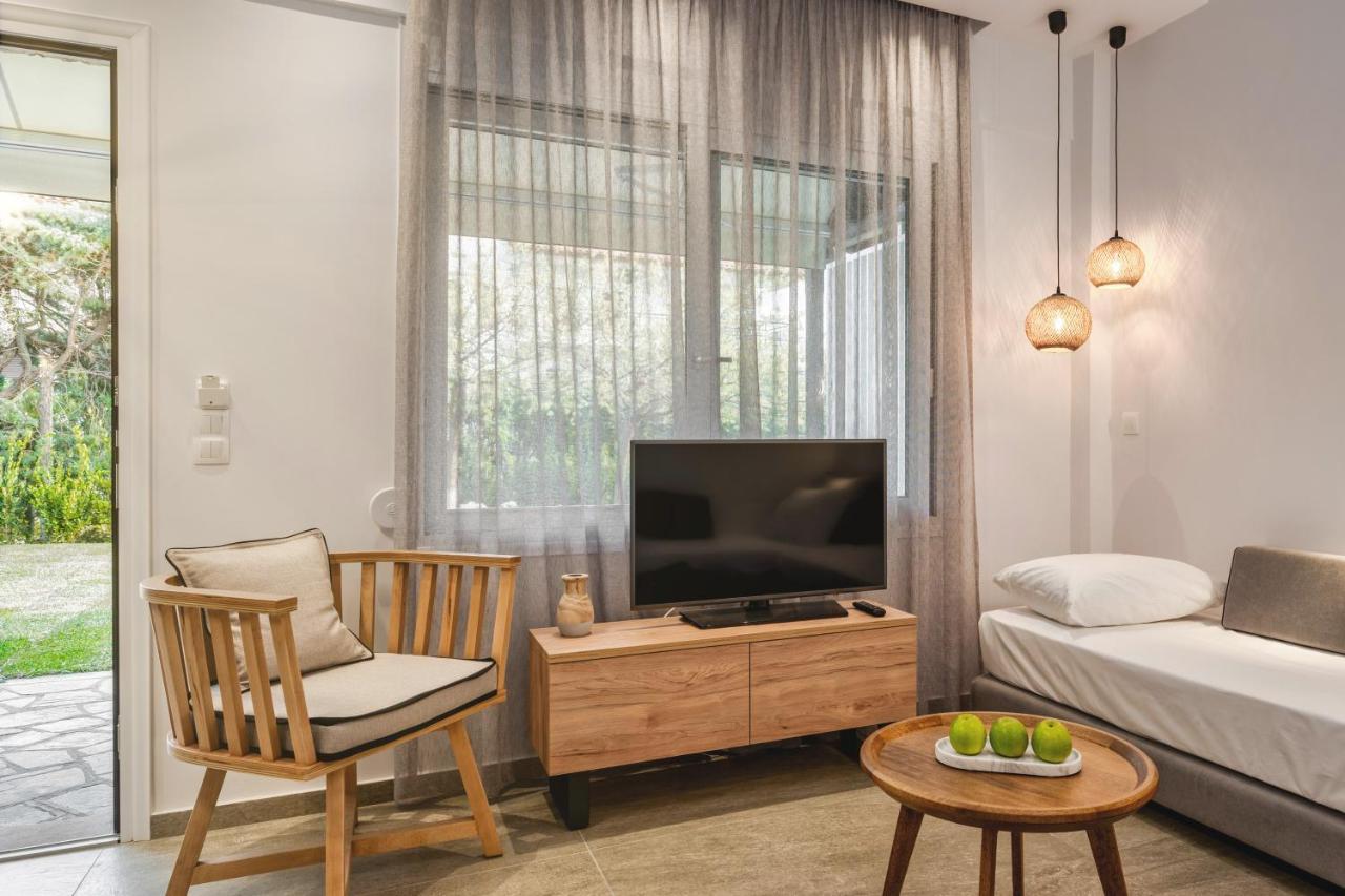 Coel Luxury Suites By Rentalspro Services - Potidea Halkidiki 네아 포티데아 외부 사진